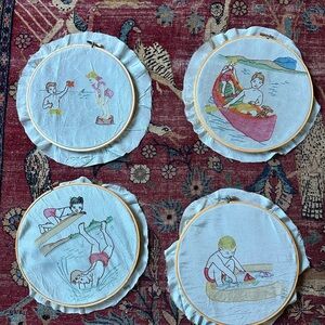 Precious Vintage Embroidery Children at the seaside